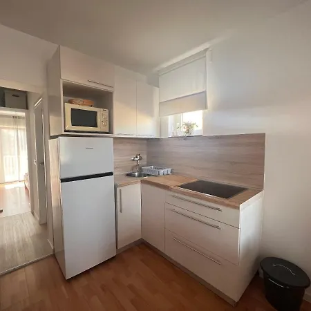 Marija Jug פרימוסטן