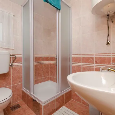 Marija Jug Apartment Primosten