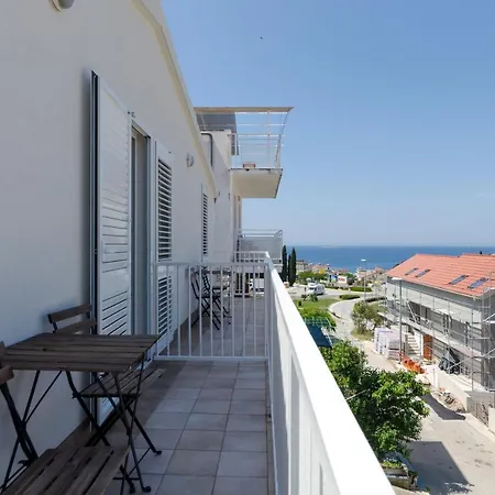 Marija Jug Apartman Primosten