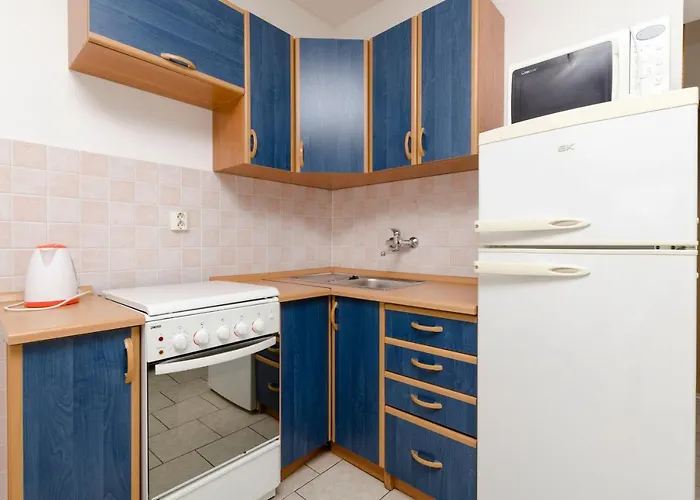 Marija Jug Apartman Primosten