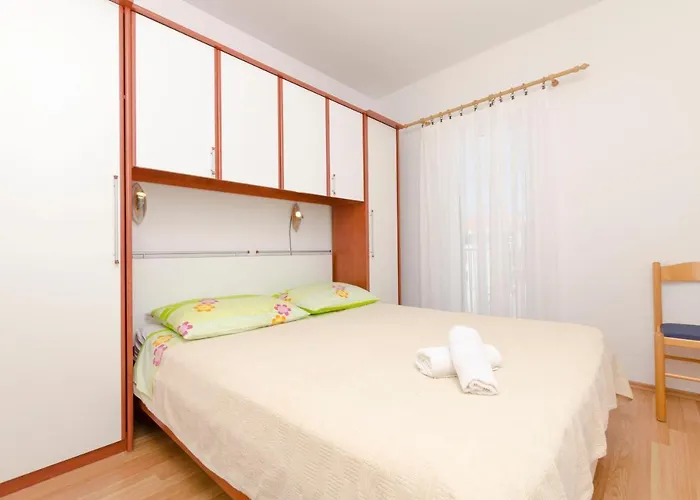 Marija Jug Apartman Primosten