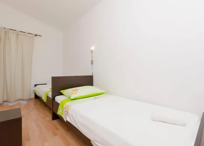 Marija Jug * Primosten